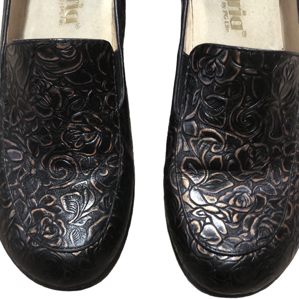 ALEGRIA | Women Emma Bronze Bouquet Floral Embossed Nubuck Leather Clogs size 38 - Picture 3 of 12
